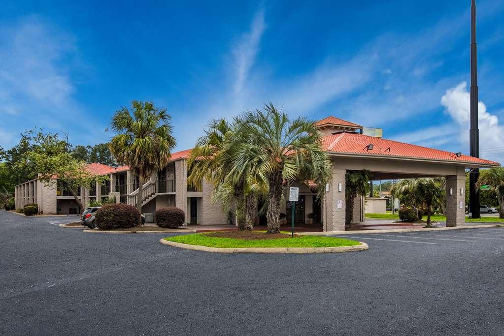 Econo Lodge Georgetown Bagian luar foto