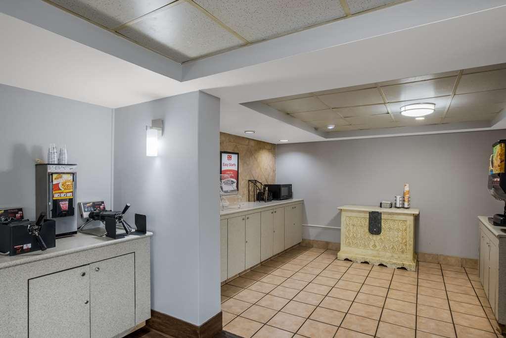 Econo Lodge Georgetown Bagian luar foto
